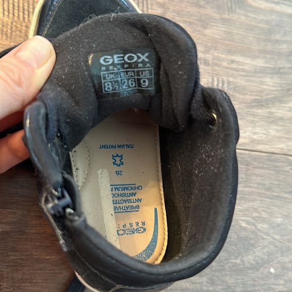 Geox Toddler Girl Sneakers - Picture 6 of 8